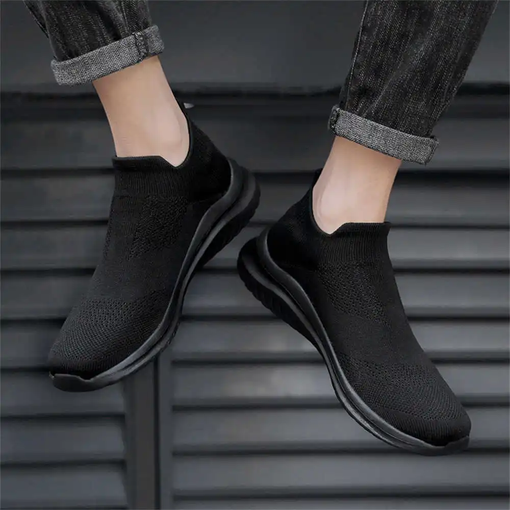 Formal Wear For Women Lifestyle - Sepatu olahraga pria, krem lembut baru