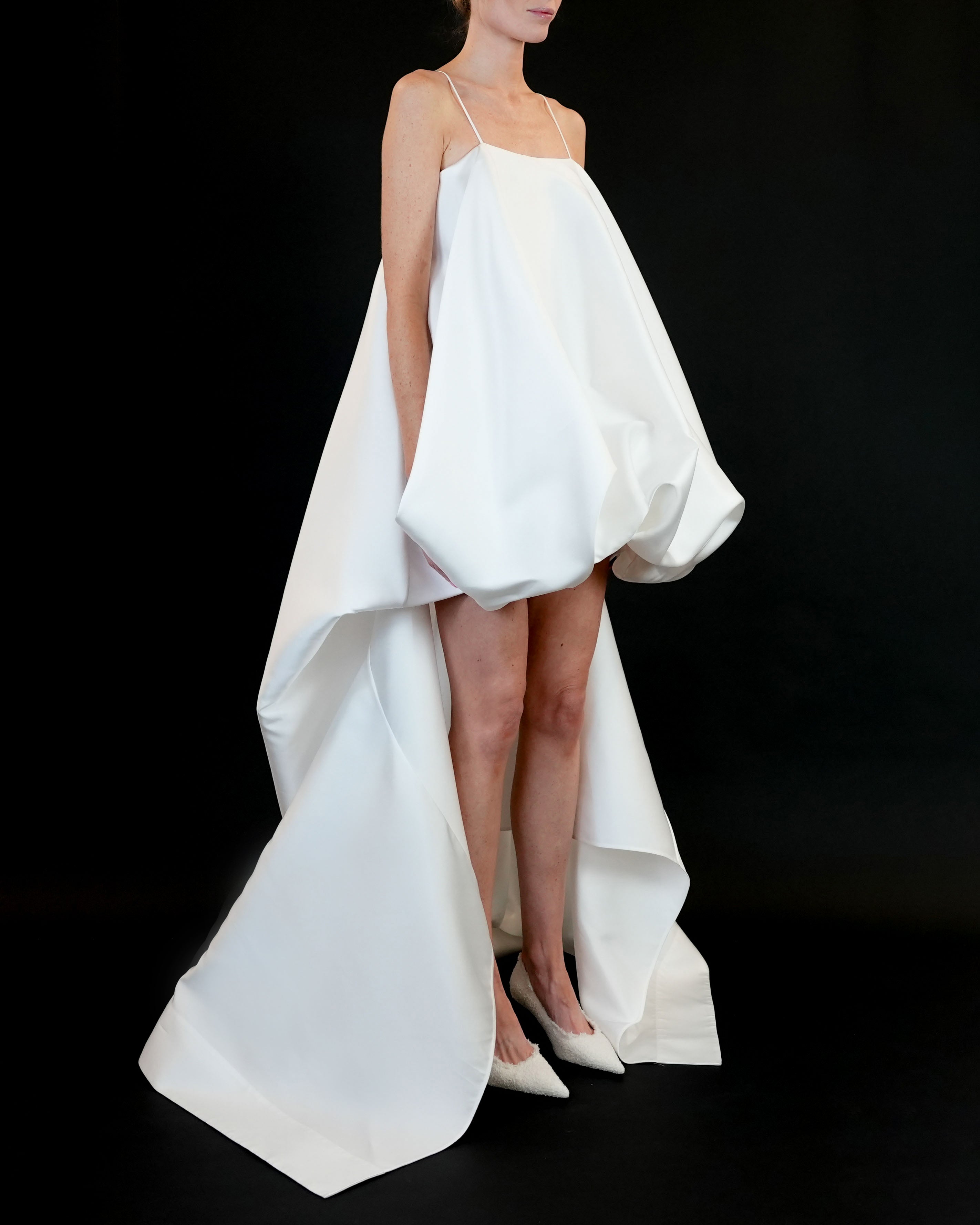 Gaun Maxi Putih Desain Unik 20 - Unique Women'S Formal Wear ulasan dan harga