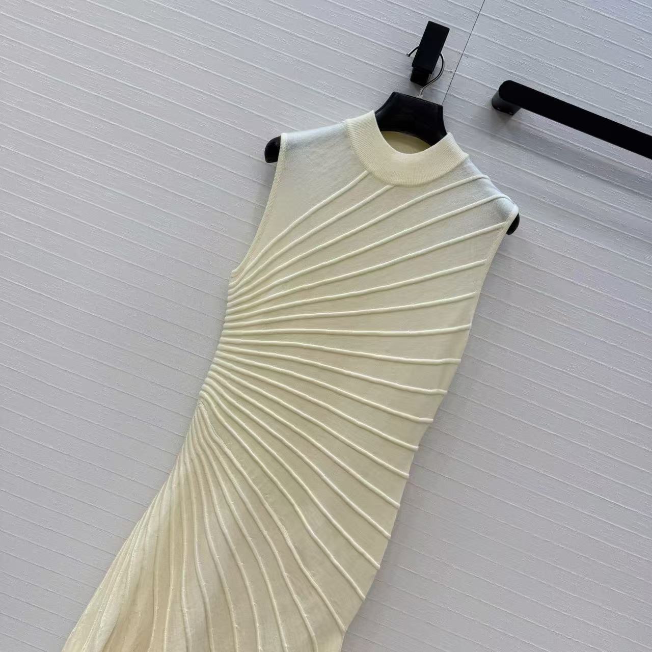 Gaun rajut warna polos yang ke - Women Formal Wear Designers ulasan dan harga